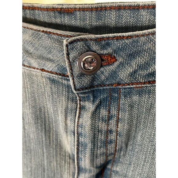 A.Z.I MID-RISE NWT EMBROIDERED BEADED EMBELLISHED JEWELED NATURAL CAPRI JEANS - Picture 7 of 9